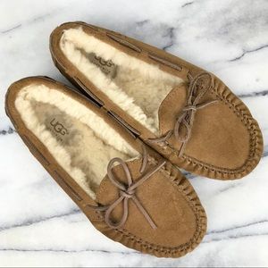ugg moccasin shoes